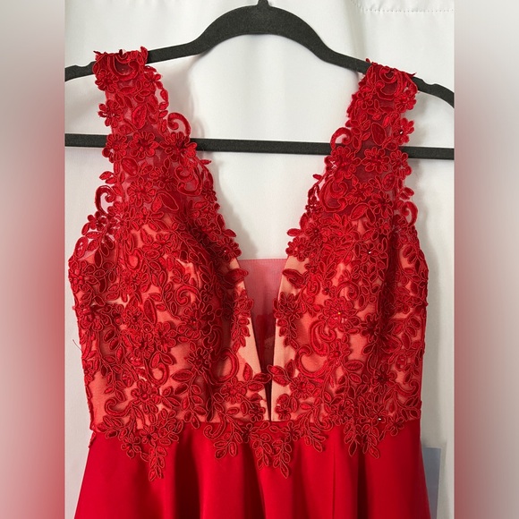 NWT Ed Young Red Lace Prom Dress Size Small - Picture 5 of 14